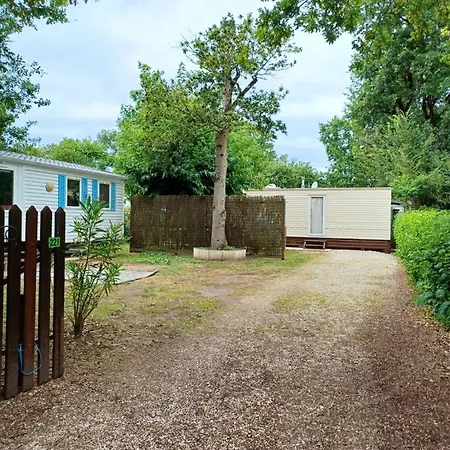 A - Jardin Prive بيت للعطل