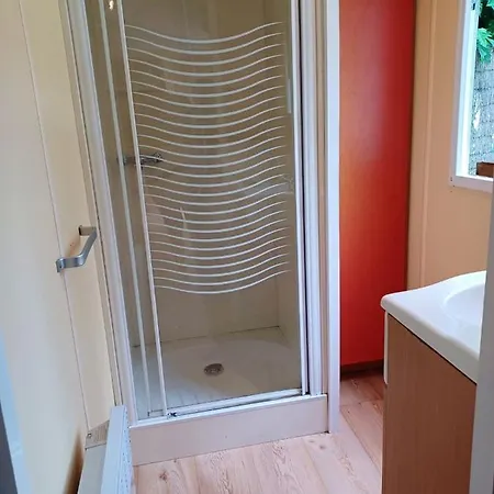 بيت للعطل A - Jardin Prive *