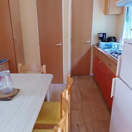 بيت للعطل A - Jardin Prive *